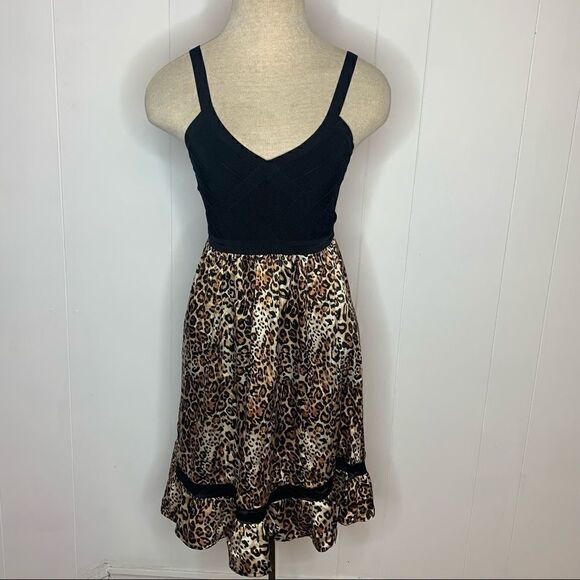 BEBE Silk Cheetah Leopard Print Dress Size Small - Picture 1 of 6